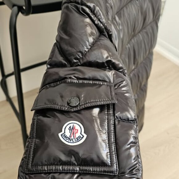 Moncler down jacket, Maya model, original - Picture 5 of 9